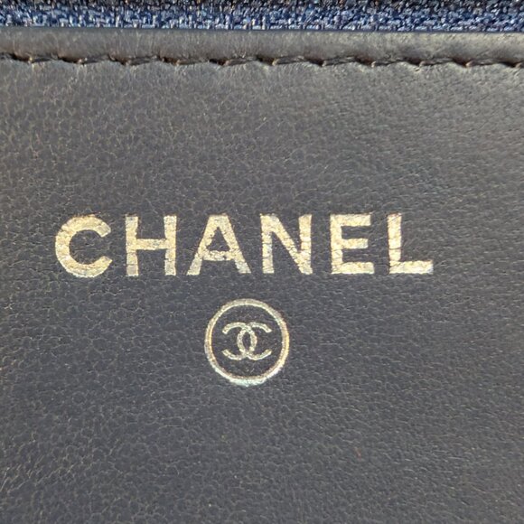 Chanel Bicolor Black and Navy Quilted Lambskin Wallet on Chain (WOC) - Picture 12 of 16